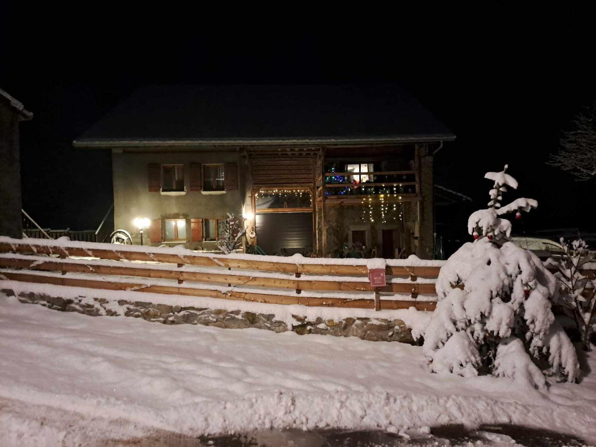 Maison D'Hotes Des Bassins D'Oche Saint-Paul-en-Chablais Exterior foto